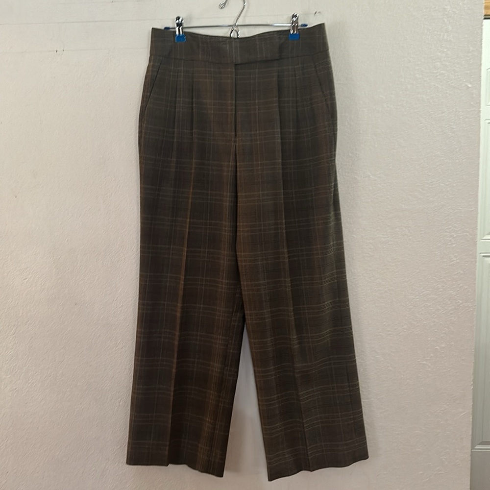 Beautiful Brown Plaid Women's Blazer/ pant suit set with removable belt - Picture 9 of 12